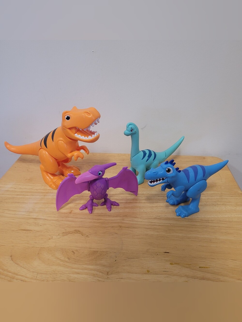 Paw Patrol Dino Rescue Dinosaur Figures Lot of 4 Kids Toys Plastic Nickelodeon
